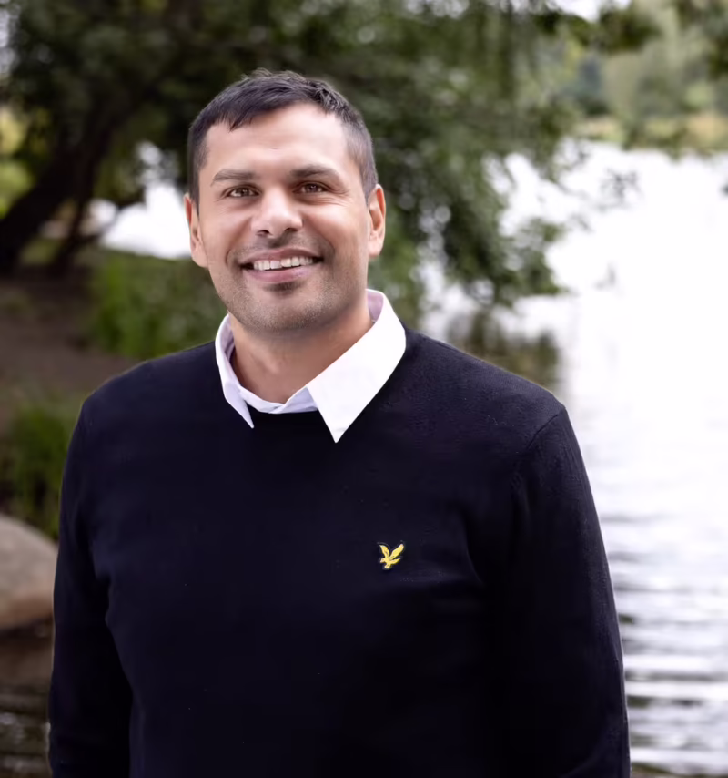 Simson Ferizaj, VD på Astra Advisory